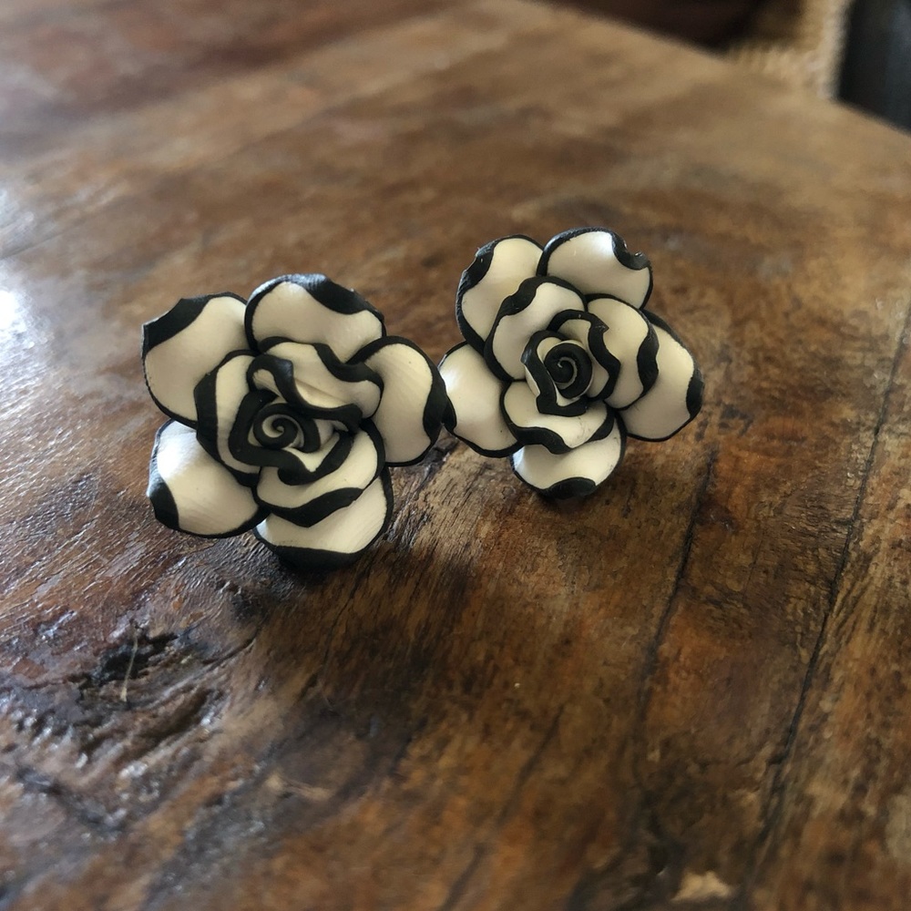 Rosette Stud Earrings